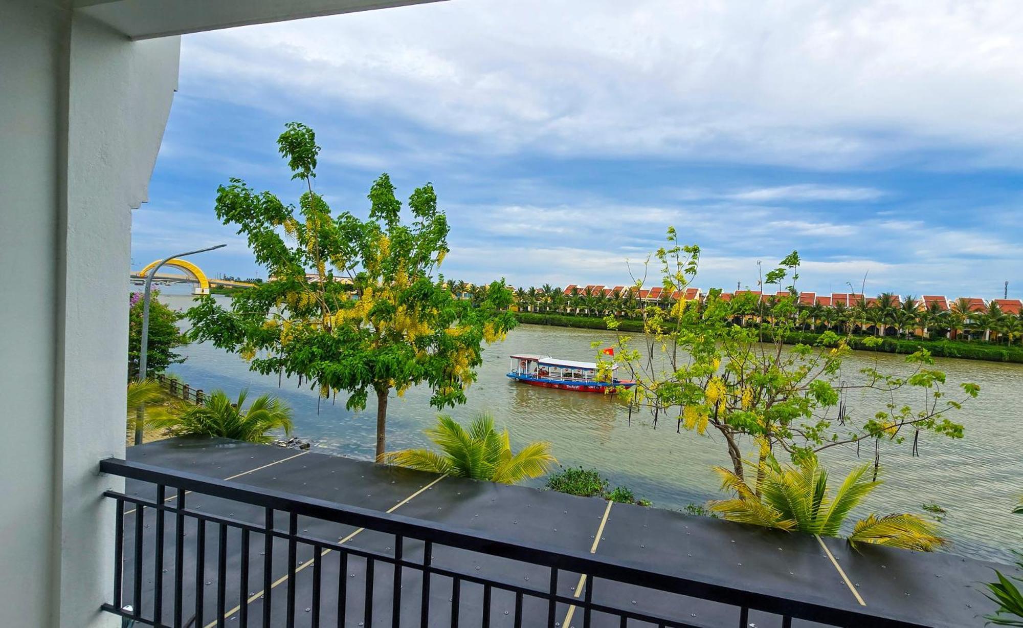 Riverside White House Hotel Хойан Экстерьер фото