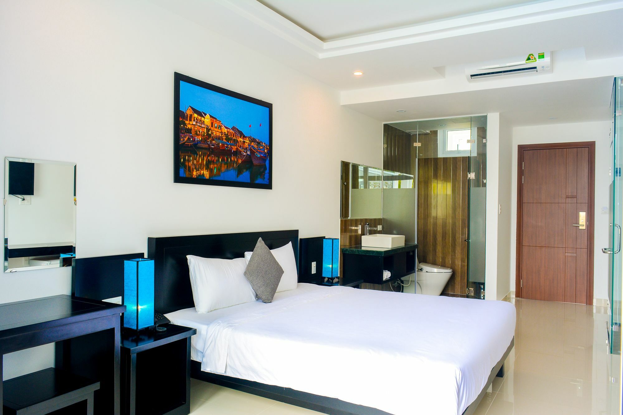 Riverside White House Hotel Хойан Экстерьер фото