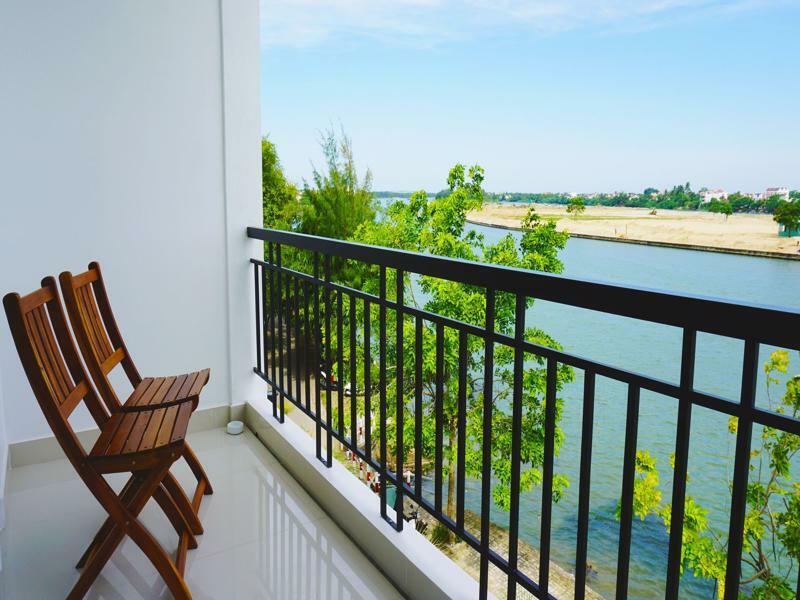Riverside White House Hotel Хойан Экстерьер фото
