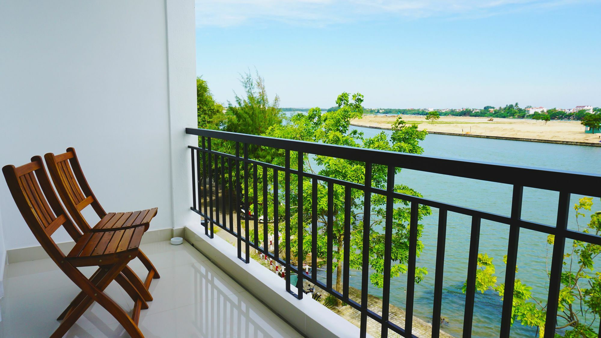 Riverside White House Hotel Хойан Экстерьер фото